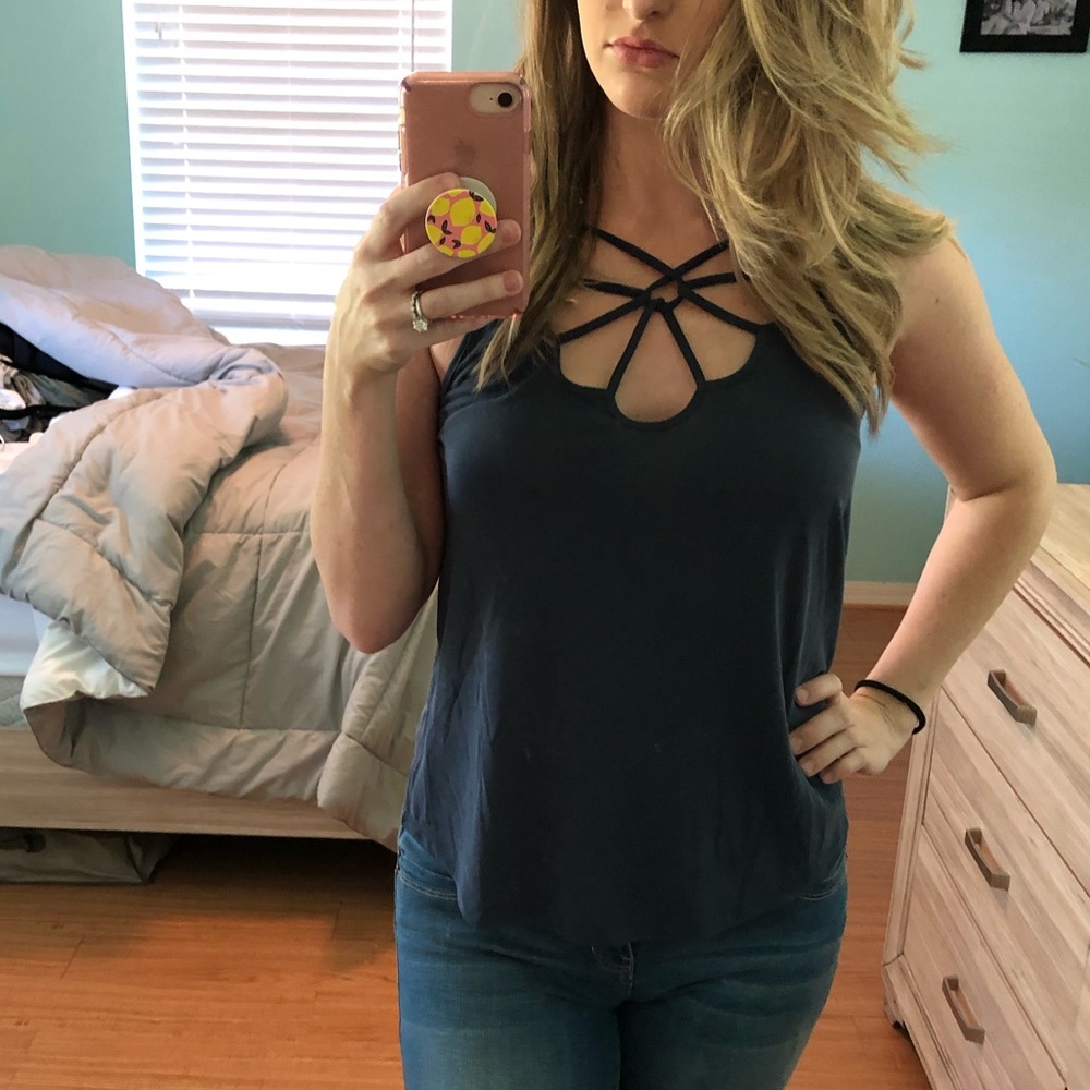 AE Navy Strappy Front Cami Size Small